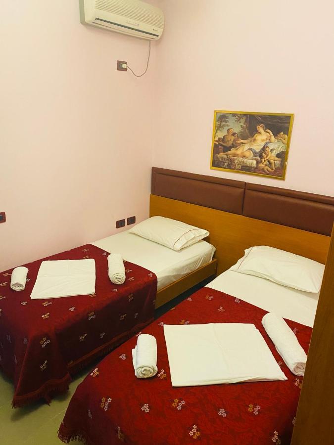 Hotel Edland Vlore Bagian luar foto