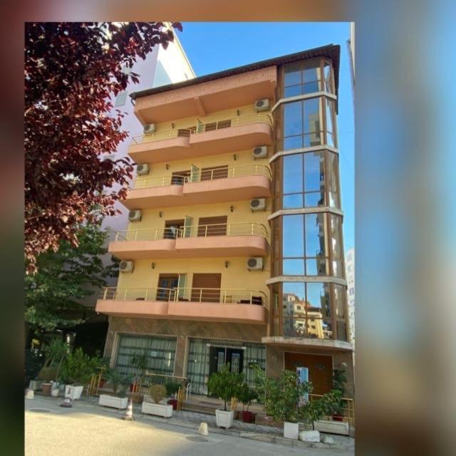 Hotel Edland Vlore Bagian luar foto