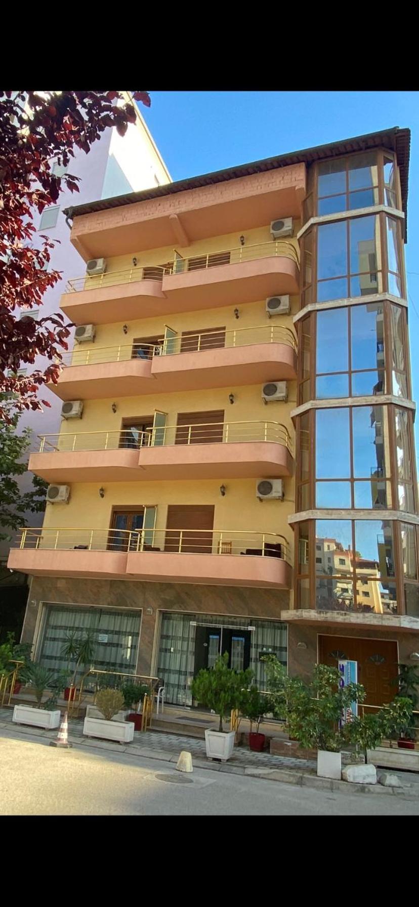 Hotel Edland Vlore Bagian luar foto