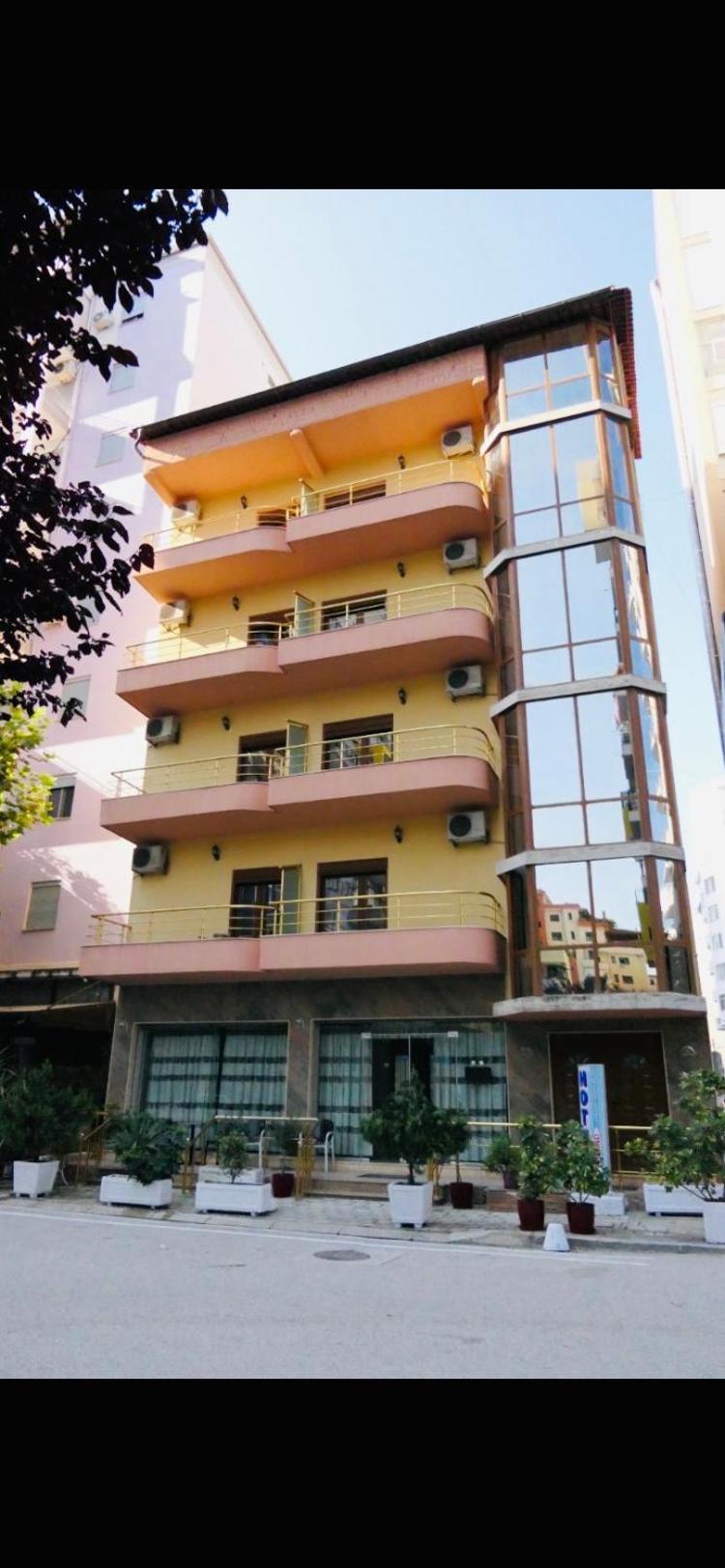 Hotel Edland Vlore Bagian luar foto