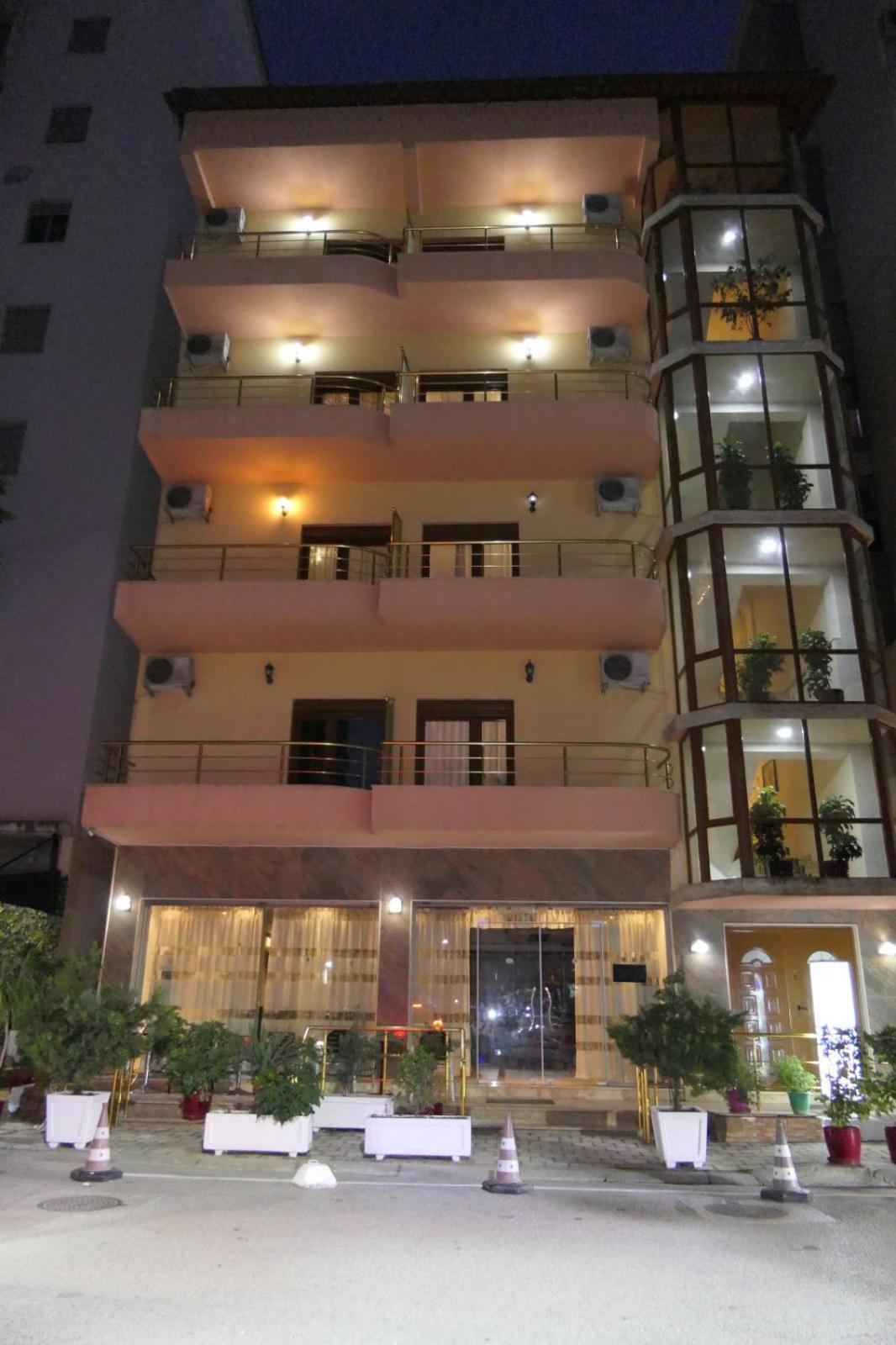 Hotel Edland Vlore Bagian luar foto